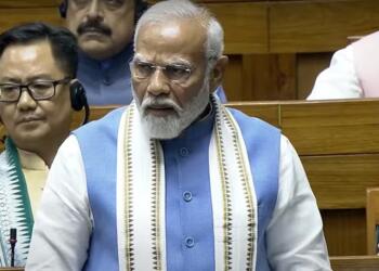 थ्री लाइन व्हिप जारी