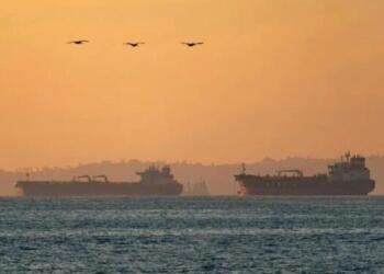 तीसरा भारतीय टैंकर पहले ही सुरक्षित रूप से होर्मुज पार कर चुका है