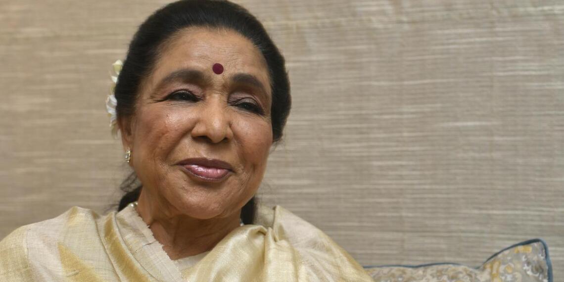 भारत ने दी सुरों की सम्राज्ञी को अंतिम विदाई: आशा भोसले को राजकीय सम्मान के साथ दी गई श्रद्धांजलि