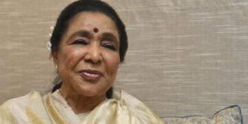 भारत ने दी सुरों की सम्राज्ञी को अंतिम विदाई: आशा भोसले को राजकीय सम्मान के साथ दी गई श्रद्धांजलि