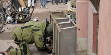 बंगाल में ‘बारूद’ वाली चुनावी जंग: भांगर में 100 जिंदा बम मिलने के बाद EC का महा-एक्शन, 24 घंटे का अल्टीमेटम और NIA की एंट्री