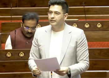 राघव चड्ढा बनाम AAP: पद हटने के बाद खुला टकराव, बोले- “खामोशी को हार मत समझो”