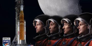 NASA का Artemis II मिशन: SLS रॉकेट के साथ इंसानों की चांद की ओर वापसी