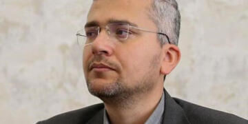 ‘पाकिस्तान की औकात नहीं’: ईरानी सांसद ने बिचौलिए की भूमिका पर उठाया सवाल; अमेरिका के सामने ‘बेबसी’ और भरोसे की कमी की पूरी कहानी