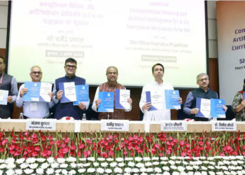 सीबीएसई का बड़ा कदम: कक्षा 3 से 8 तक एआई और कंप्यूटेशनल थिंकिंग की पढ़ाई, भविष्य के डिजिटल भारत की तैयारी