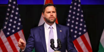 पाकिस्तान में अमेरिका-ईरान वार्ता की शुरुआत: जेडी वेंस करेंगे अमेरिकी प्रतिनिधिमंडल का नेतृत्व