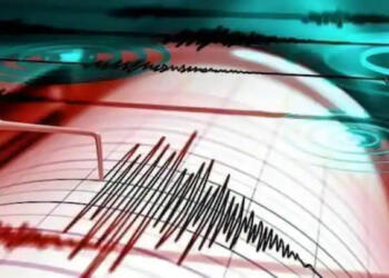 जम्मू-कश्मीर से दिल्ली तक भूकंप के झटके, 5.9 तीव्रता से दहशत में आए लोग