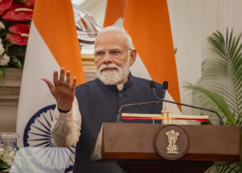 पीएम मोदी ने लगाया कांग्रेस पर ईंधन अफवाह फैलाने की राजनीति का आरोप लगाया, कहा कि भारत मजबूती से खड़ा है