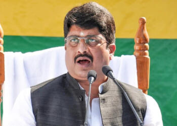 जितने मुस्लिम हैं, पहले सब हिंदू थे’: राजा भैया के बयान से यूपी की सियासत गरमाई