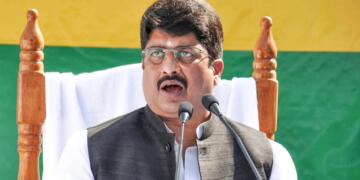 जितने मुस्लिम हैं, पहले सब हिंदू थे’: राजा भैया के बयान से यूपी की सियासत गरमाई