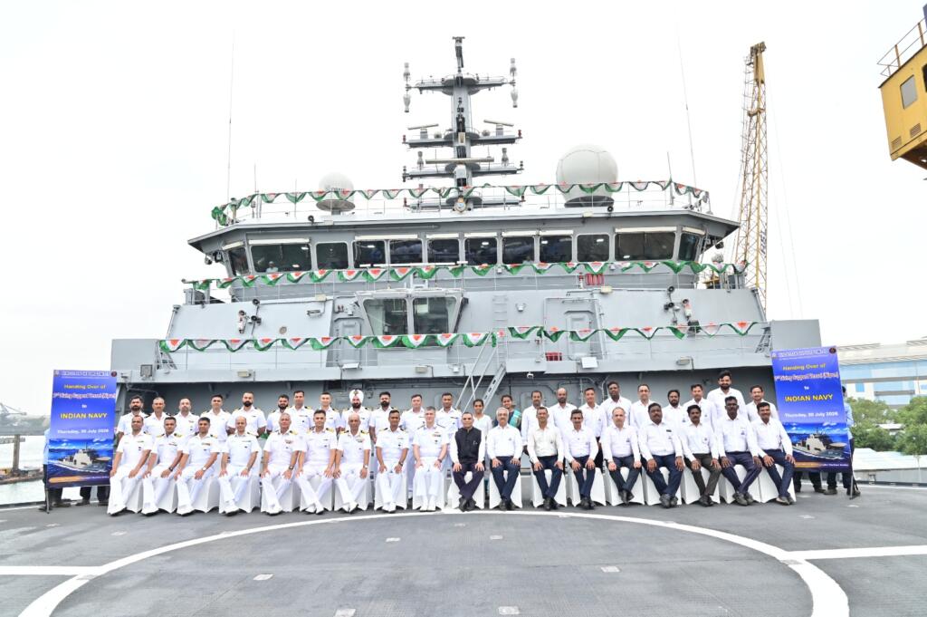 INS 'निपुण' भारतीय नौसेना का दूसरा स्वदेशी Diving Support Vessel (DSV)।