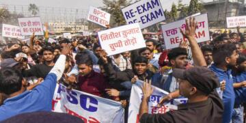 BPSC परीक्षा रद्द/री-एग्जाम की मांग को लेकर छात्रों के प्रदर्शन की तस्वीरें