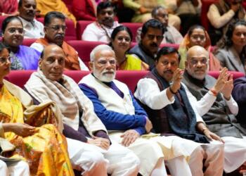 संसद में एनडीए की 'मंगल मिलन' बैठक