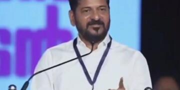 ‘गांधी परिवार बनाम संघ परिवार’… क्या रेवंत रेड्डी ने कांग्रेस के लिए कर दिया सेल्फ गोल?