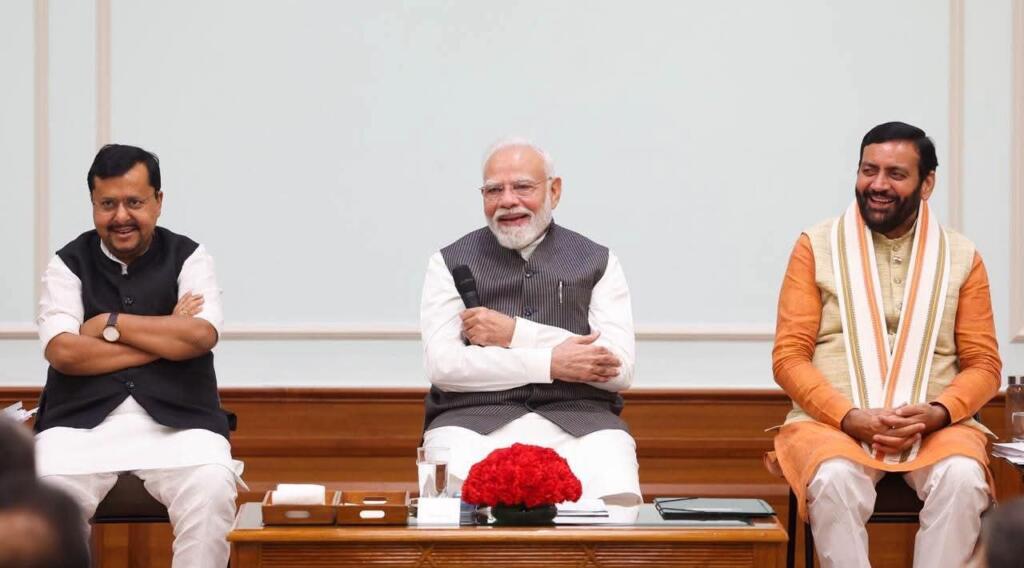प्रधानमंत्री नरेंद्र मोदी ने हरियाणा के सभी विधायकों से मुलाकात की