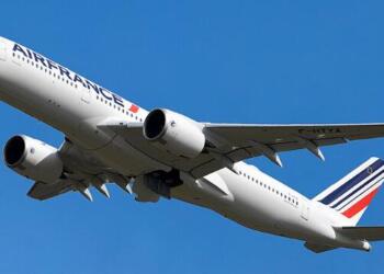 France Bans Pakistani Pilots: फ्रांस ने पाकिस्तानी पायलटों पर क्यों लगाया बैन? जानें Flydubai हमले और इजरायल कनेक्शन की पूरी कहानी