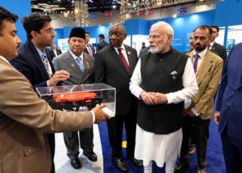 BRICS प्रदर्शनी में पीएम मोदी समेत 6 नेताओं ने देखा